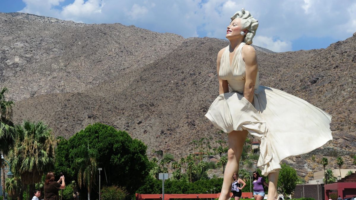 Estátua de Marilyn Monroe ilustrando o valor comercial da propriedade intelectual