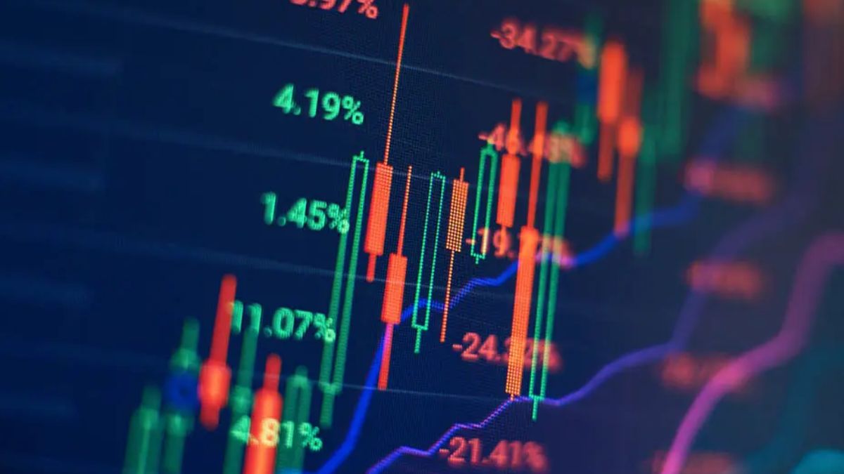 Gráfico financeiro digital exibindo linhas de tendência de juros e indicadores do cenário econômico.