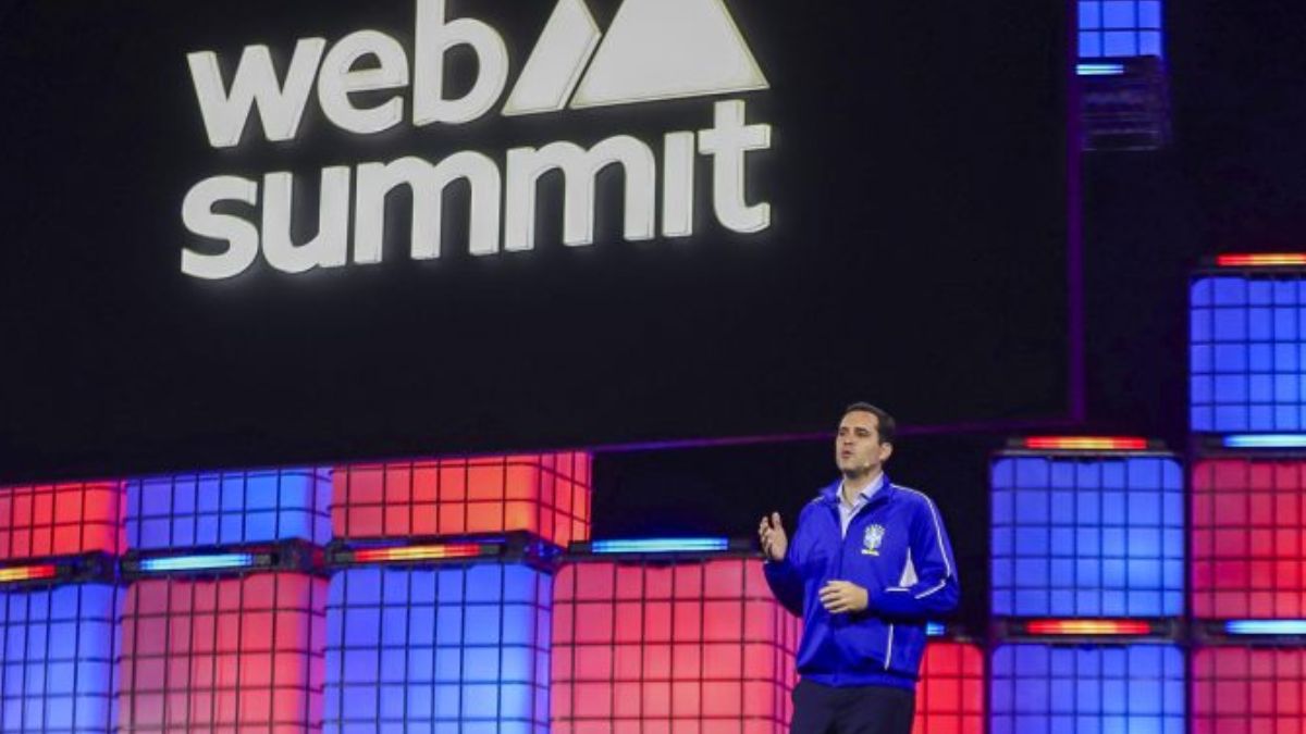 O prefeito Eduardo Cavaliere durante o Web Summit Rio, onde anunciou o investimento bilionário que vai impulsionar a infraestrutura digital da cidade com o Rio AI City.
