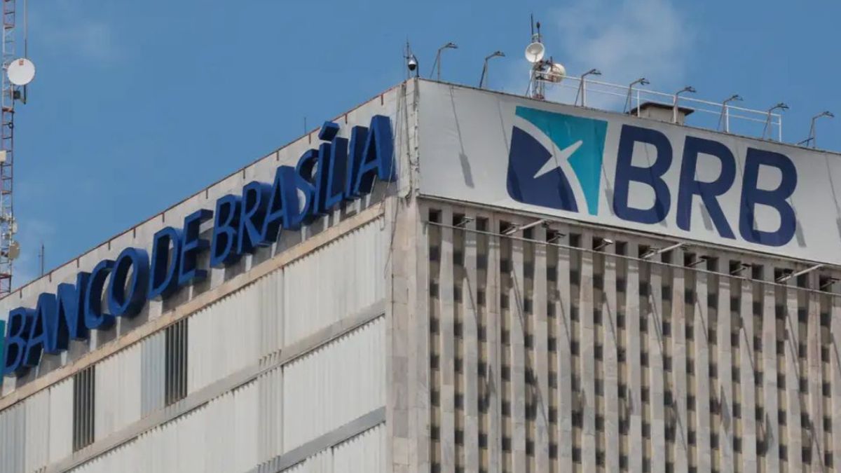 Fachada do edifício do Banco de Brasília, para ilustrar a relação entre o socorro bilionário ao BRB e o FGC