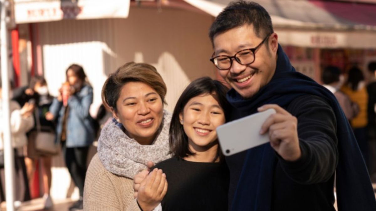 Turistas chineses ilustrando a alta do setor de turismo asiático no Brasil
