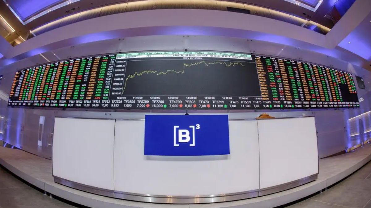 Painel da B3, indicando a pergunta que todos estão fazendo: até onde pode ir o rali da Bolsa após atingir a marca de 209 mil pontos?