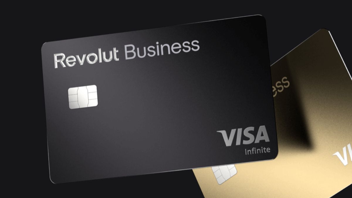 Cartão da Revolut, simbolizando que a empresa pretende ir além dos serviços financeiros e se tornar gigante em tecnologia