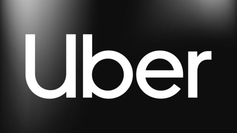 Logomarca da Uber, simbolizando que a empresa expande o uso do ChatGPT para funcionários globais